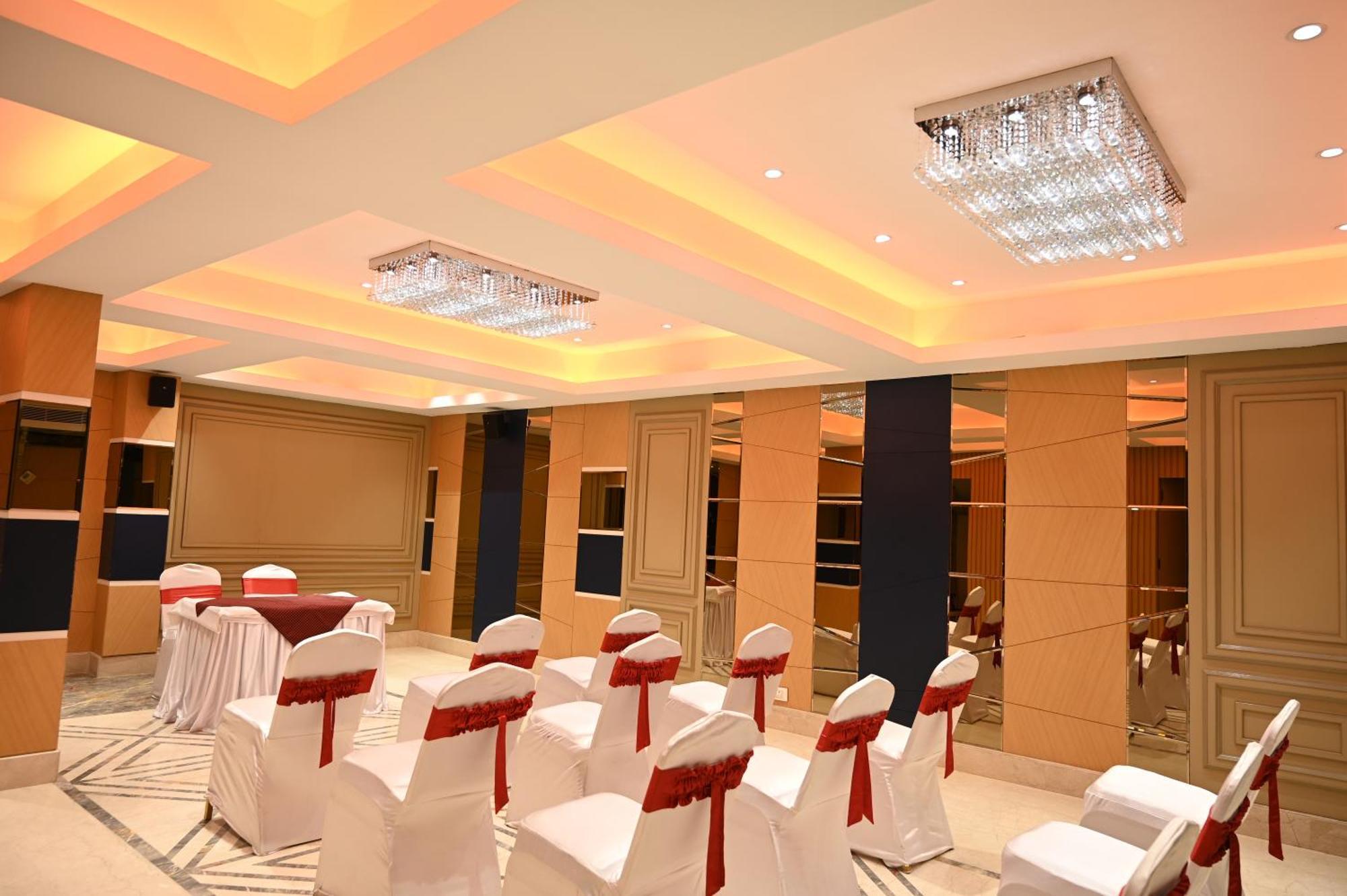 Hotel Trax International Jamshedpur Exterior photo