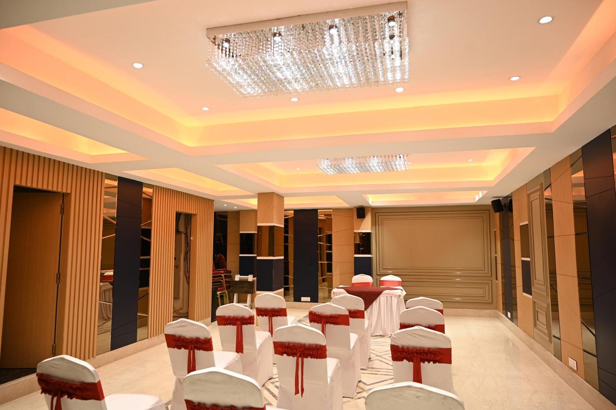 Hotel Trax International Jamshedpur Exterior photo